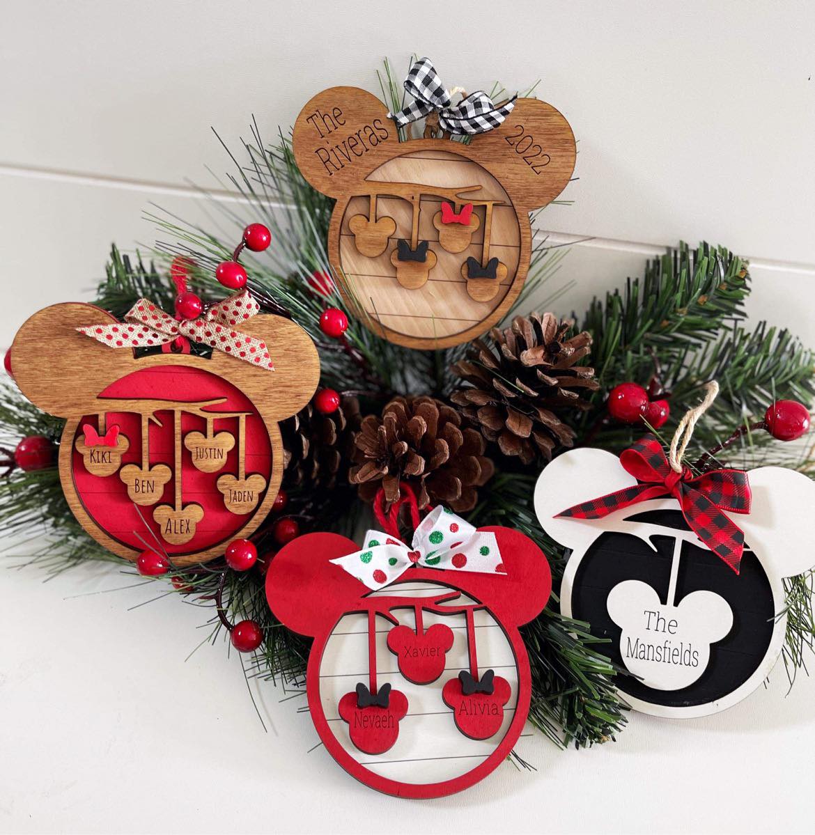 Hanging Family Mouse Ornament
